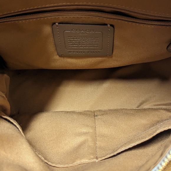 Authentic Coach bag - Picture 2 of 12